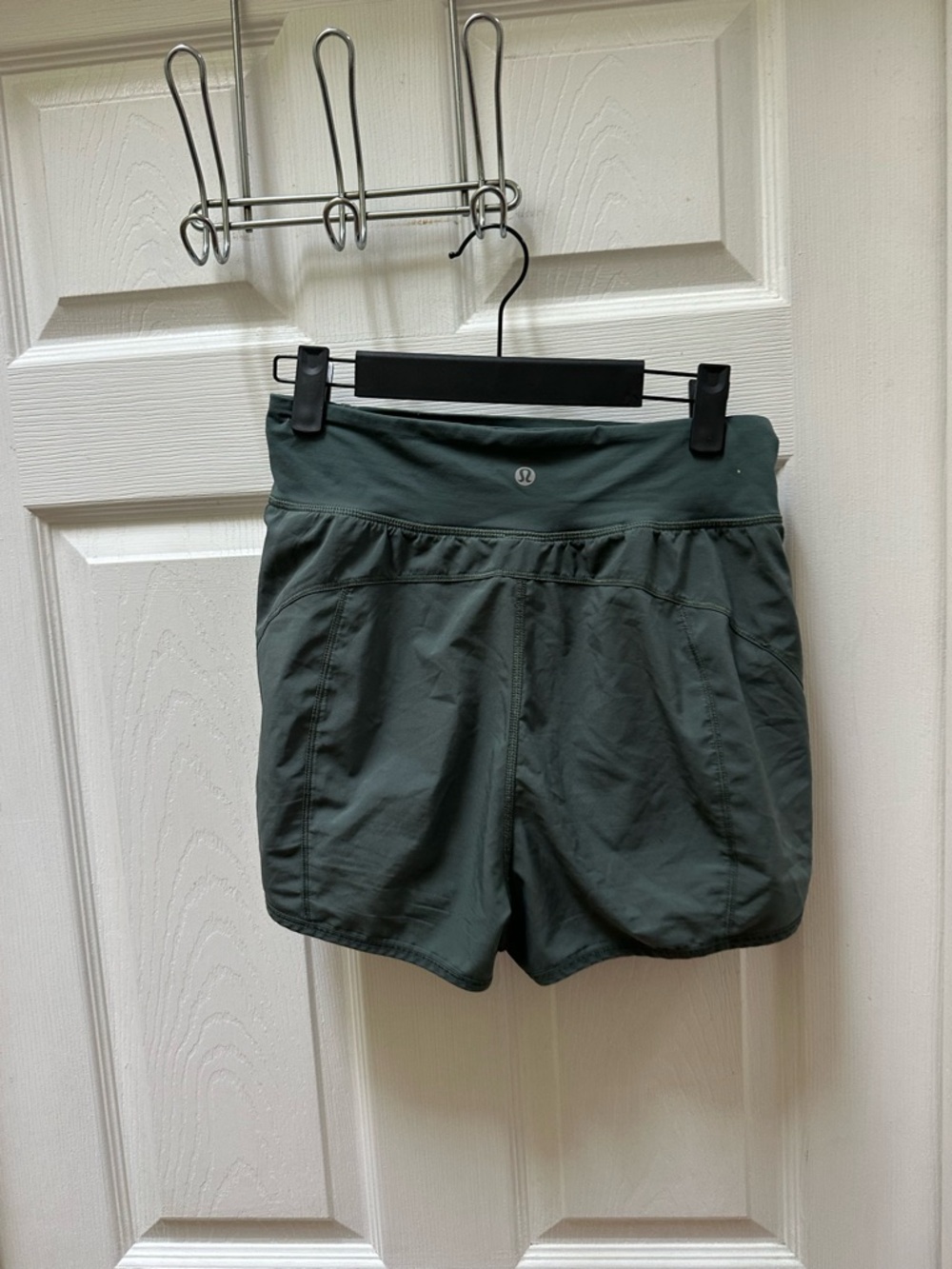 Lululemon Lean In HR Olive Green Shorts 2” - Picture 3 of 8